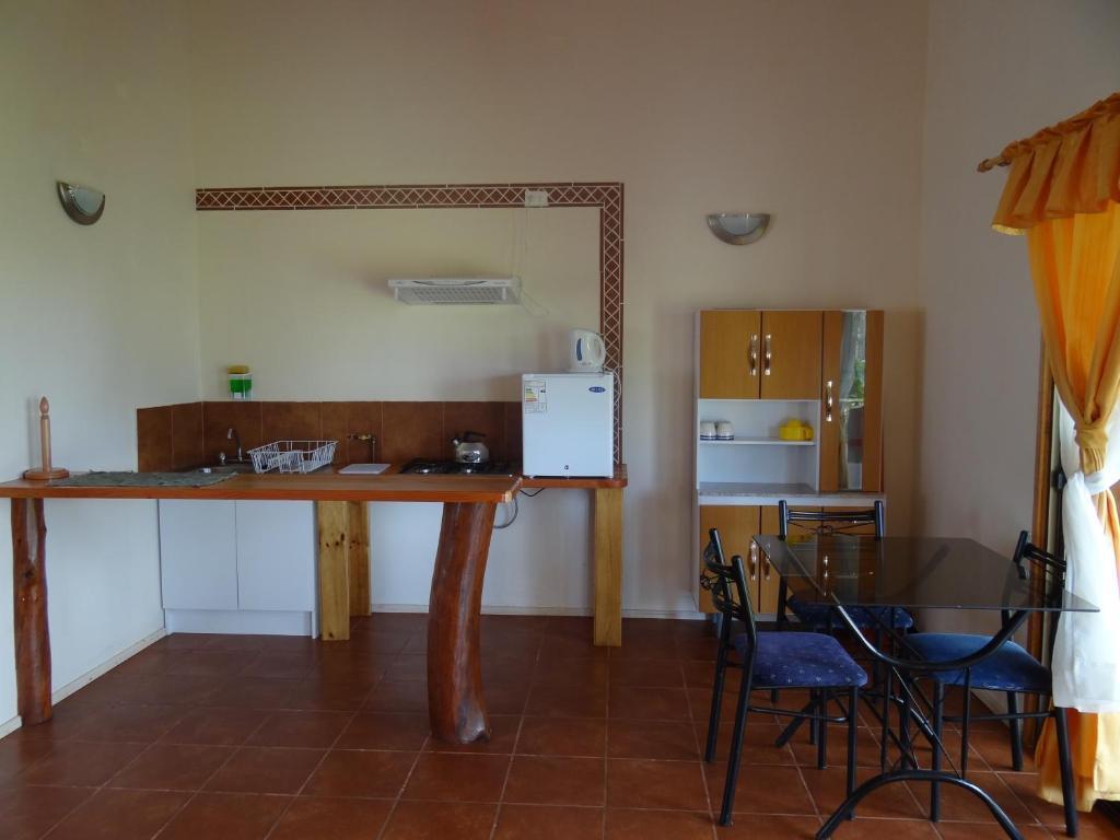Cabanas Rapa Nui Orito Hanga Roa Rum bild